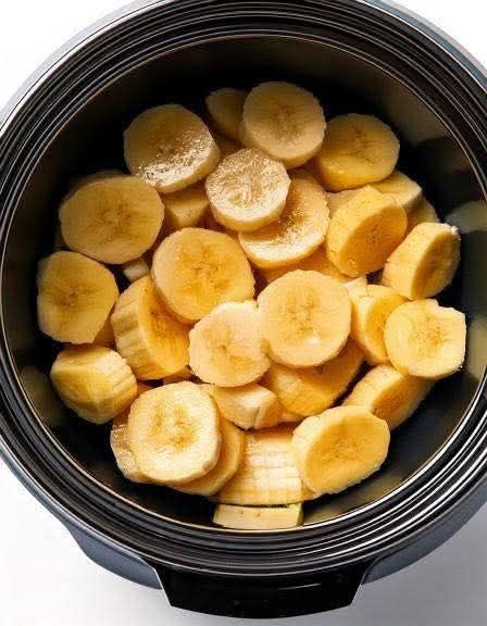 Slow Cooker Banana Foster Pudding