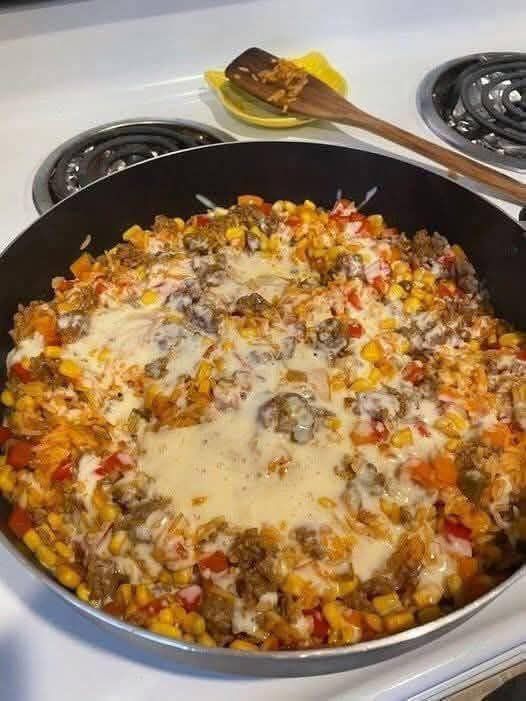 STUFFED PEPPER CASSEROLE!!!