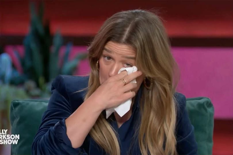 30 Minutes ago in New York, Kelly Clarkson was confirmed as…See more